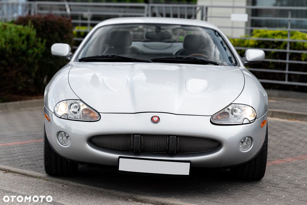 Jaguar XK8 - 7