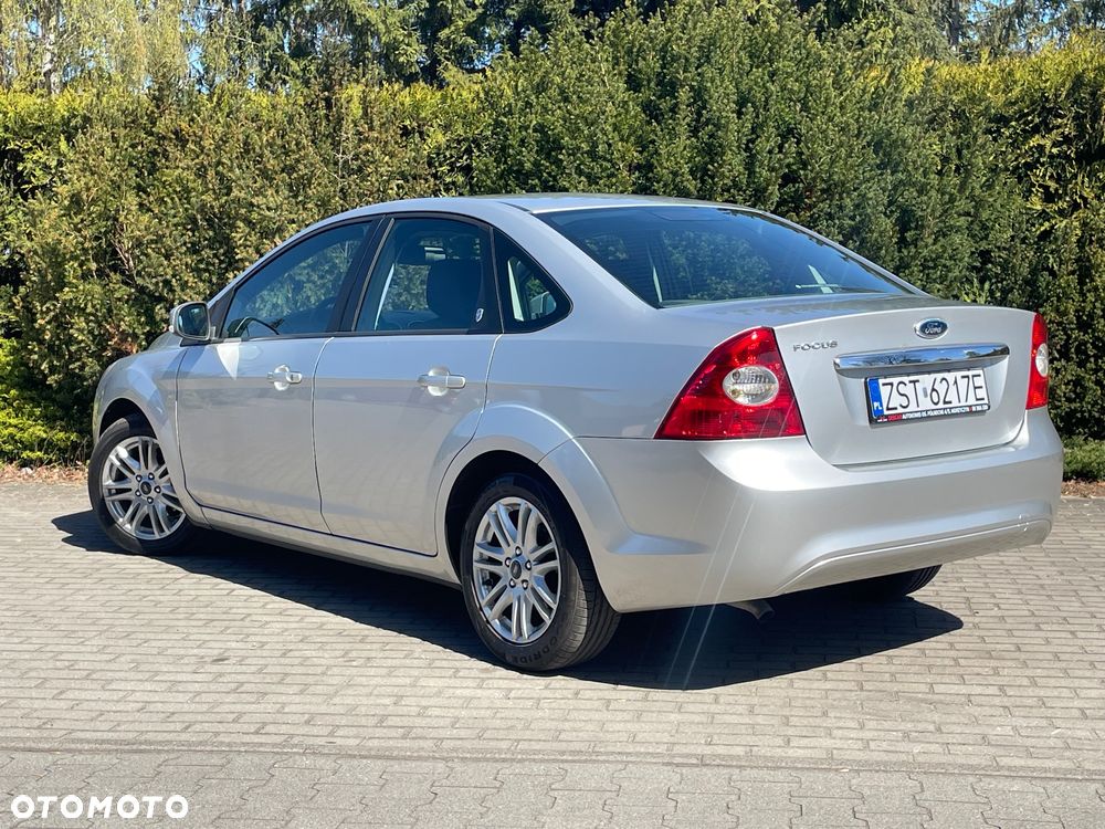 Ford Focus 1.6 Ghia - 3