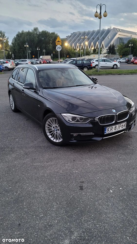 BMW Seria 3 320d xDrive Luxury Line - 2