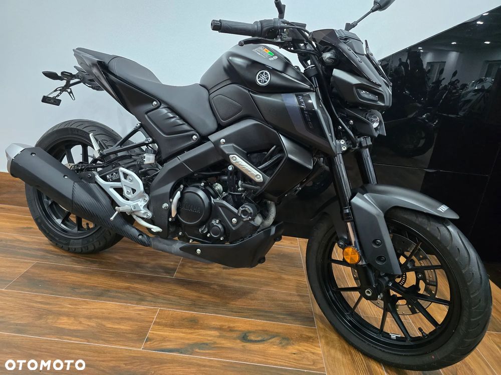 Yamaha MT - 28