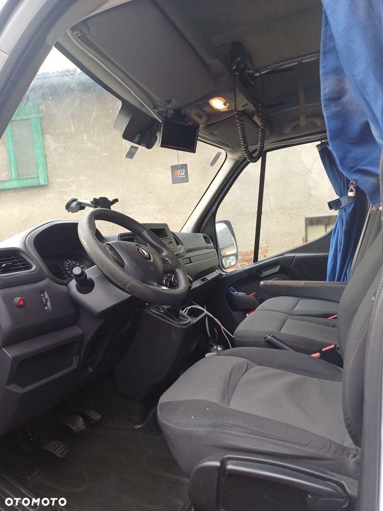 Renault Master lll - 7