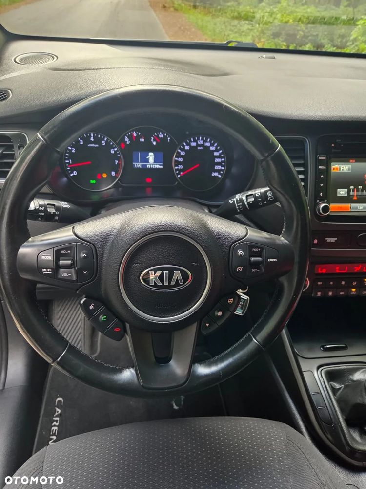 Kia Carens 1.6 GDI Business Line 7os EU6 - 15