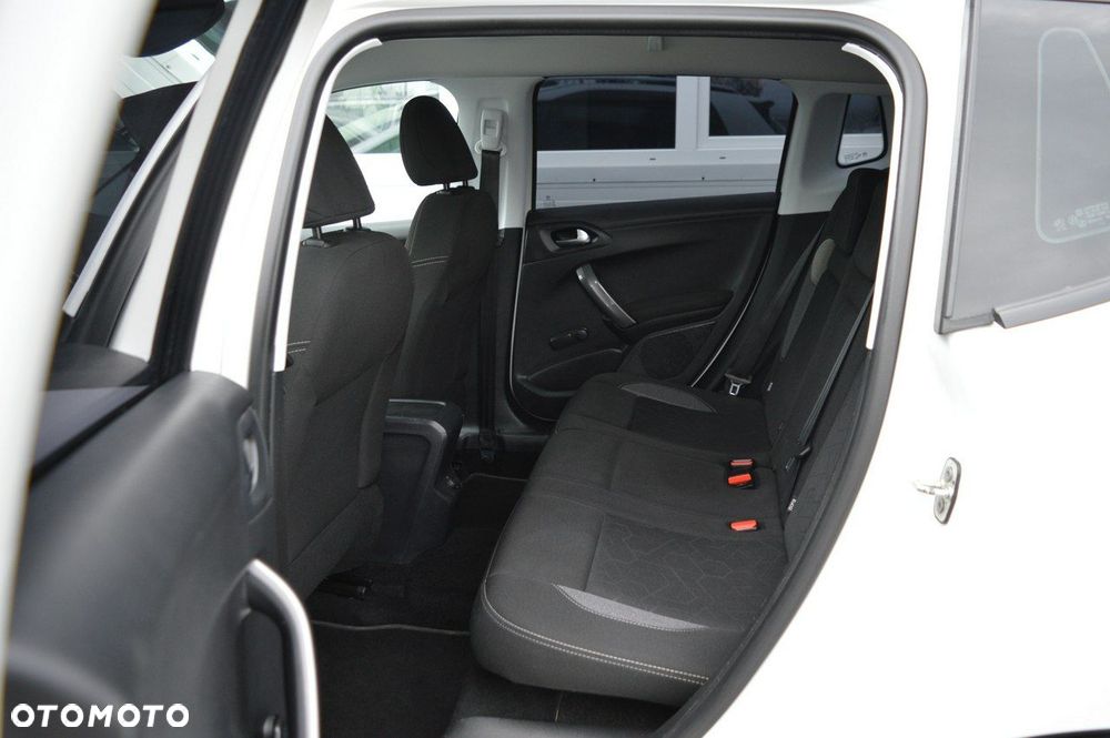 Peugeot 2008 1.2 Pure Tech Access - 36