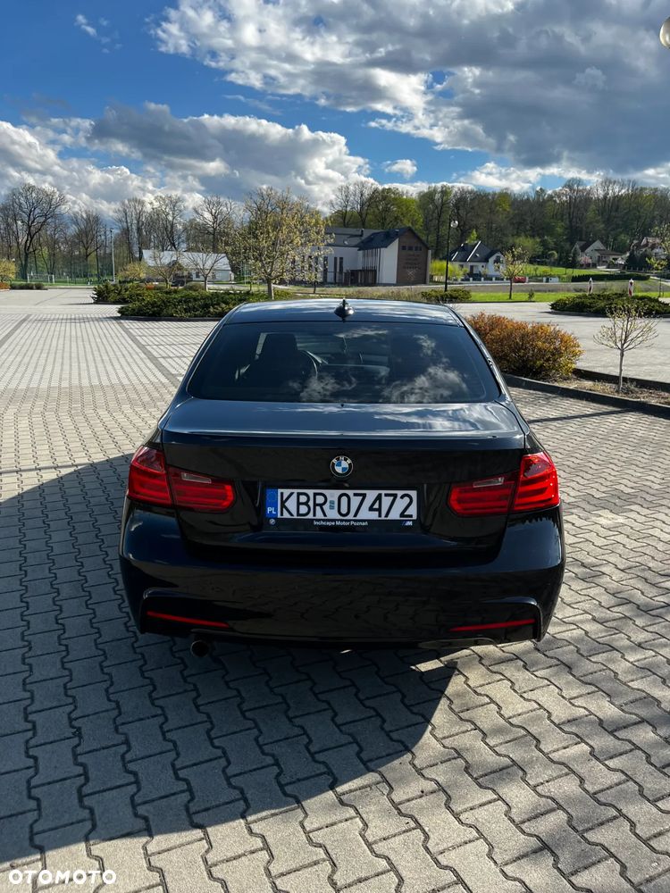BMW Seria 3 320d - 11