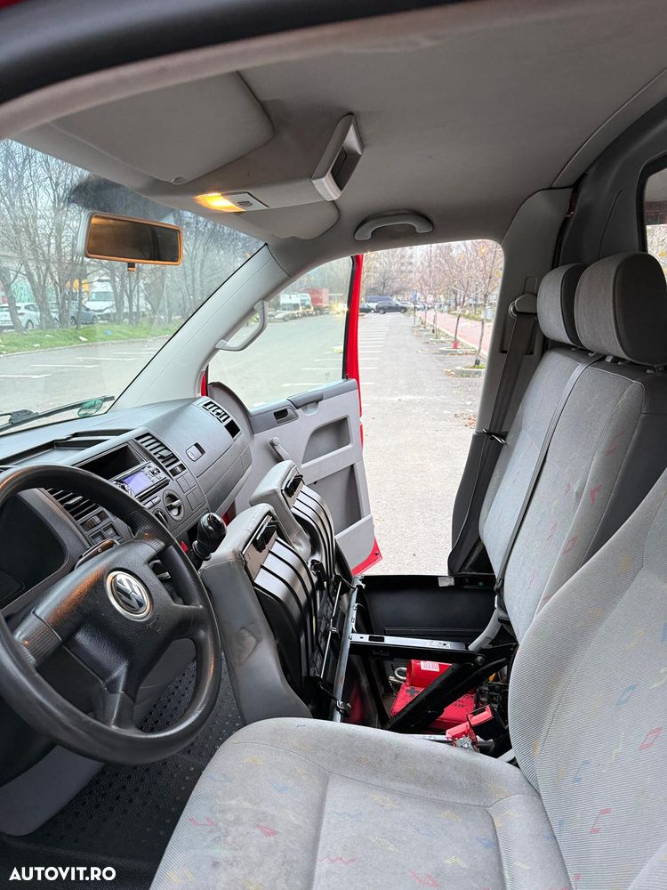 Volkswagen Transporter - 8