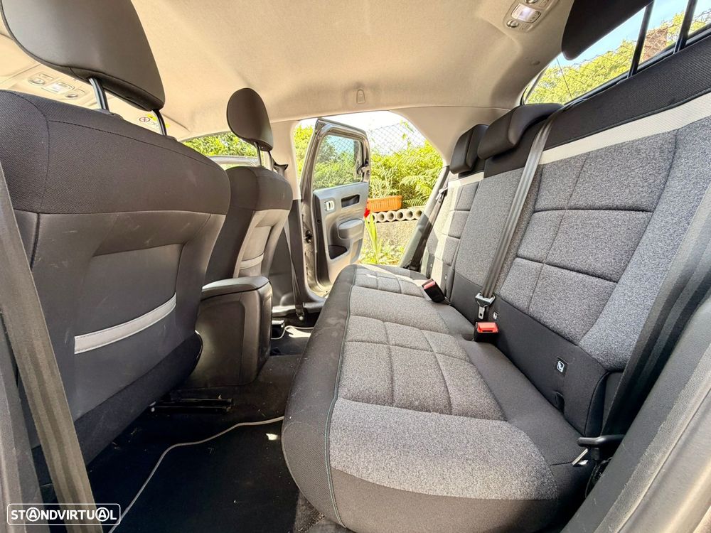 Citroën C4 Cactus 1.2 PureTech Shine EAT6 - 12
