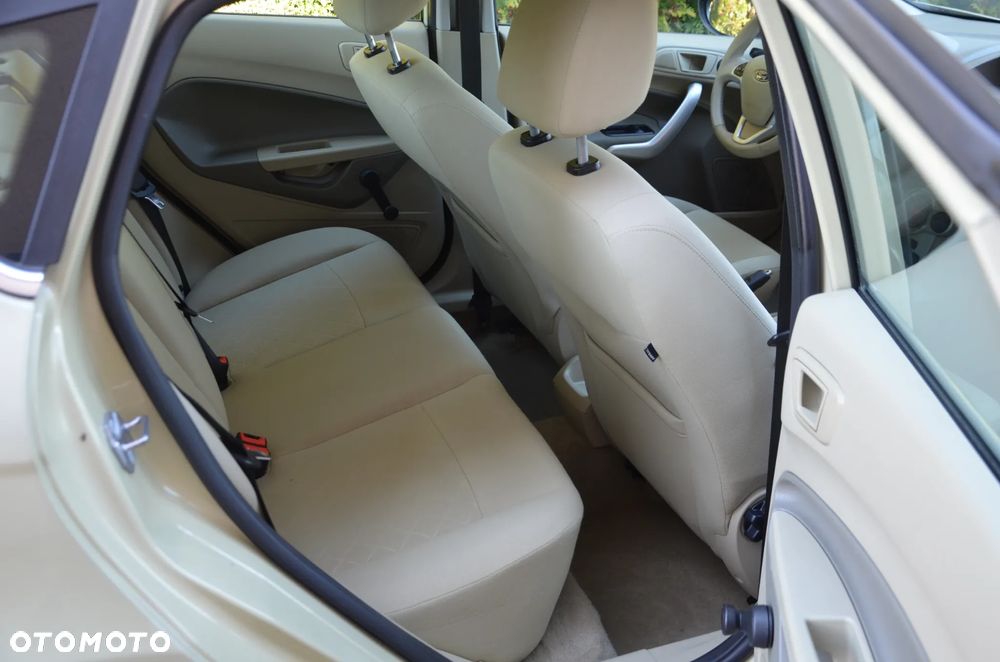 Ford Fiesta 1.4 Ghia - 3