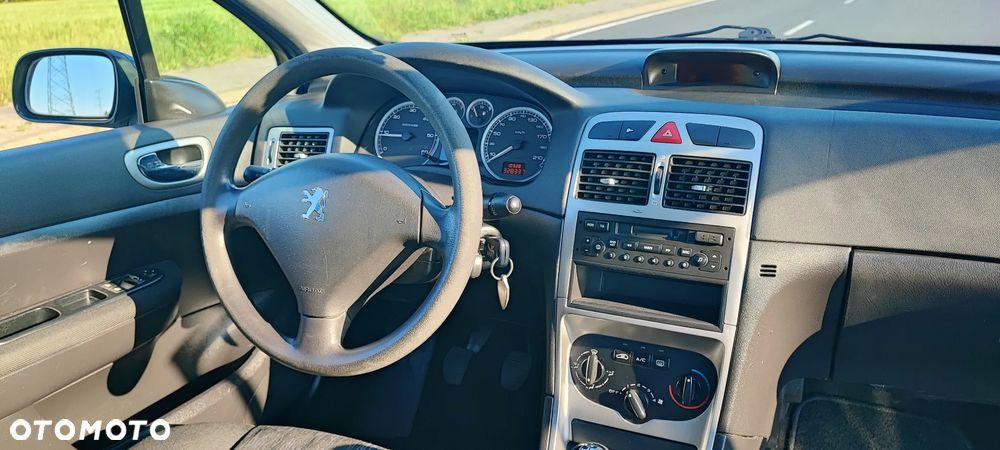 Peugeot 307 HDi 110 Tendance - 14