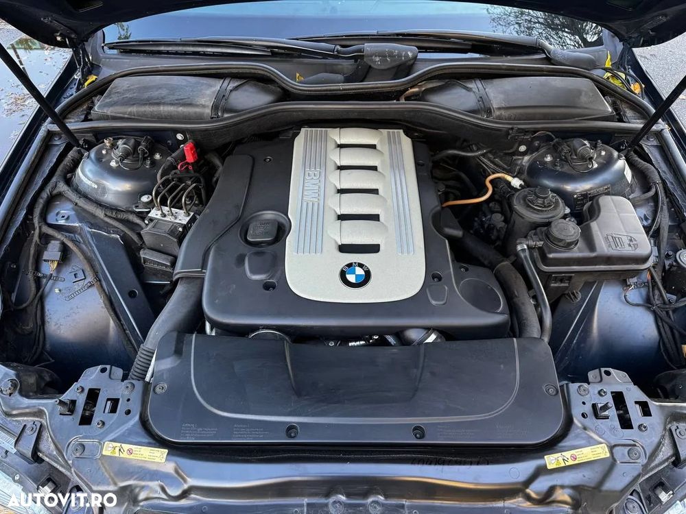 BMW Seria 7 730d A - 24