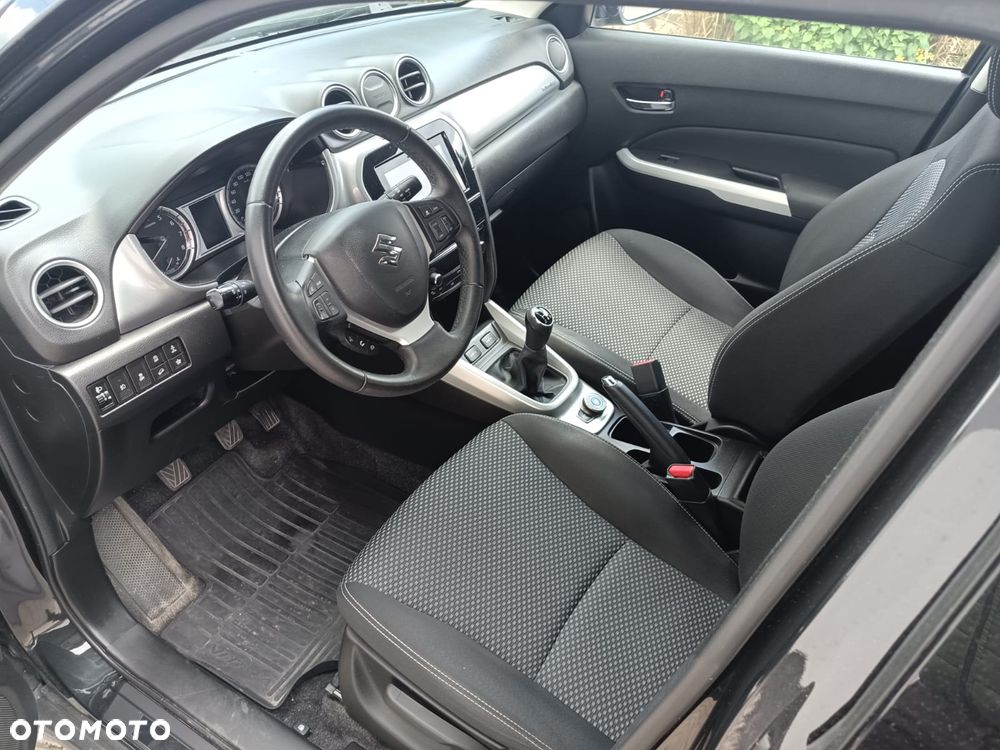 Suzuki Vitara 1.6 (4x4) Allgrip Comfort - 37