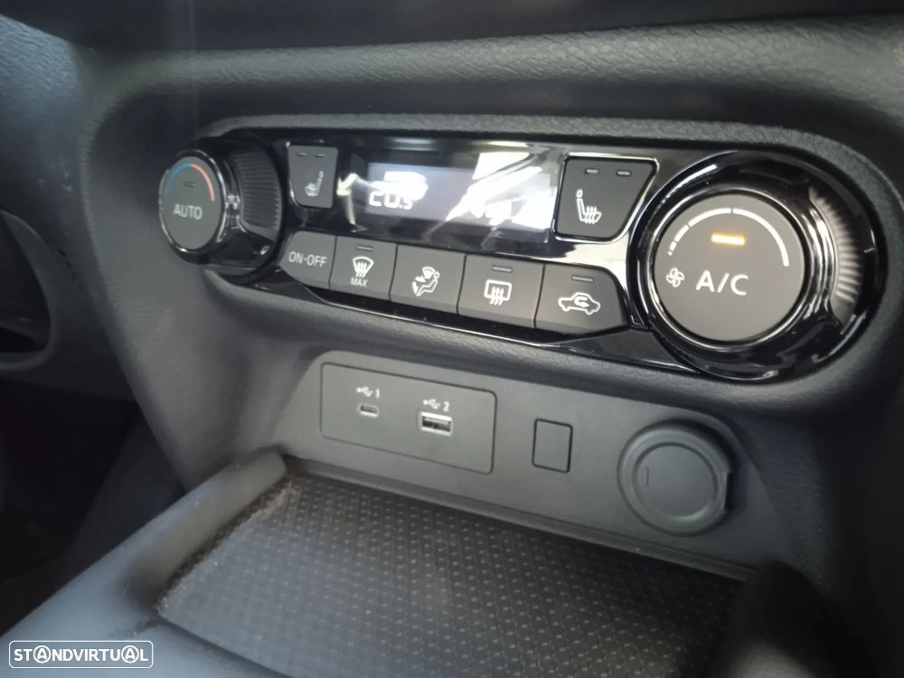 Nissan Juke 1.0 DIG-T N-Design C.Two Tone S.DCT - 22