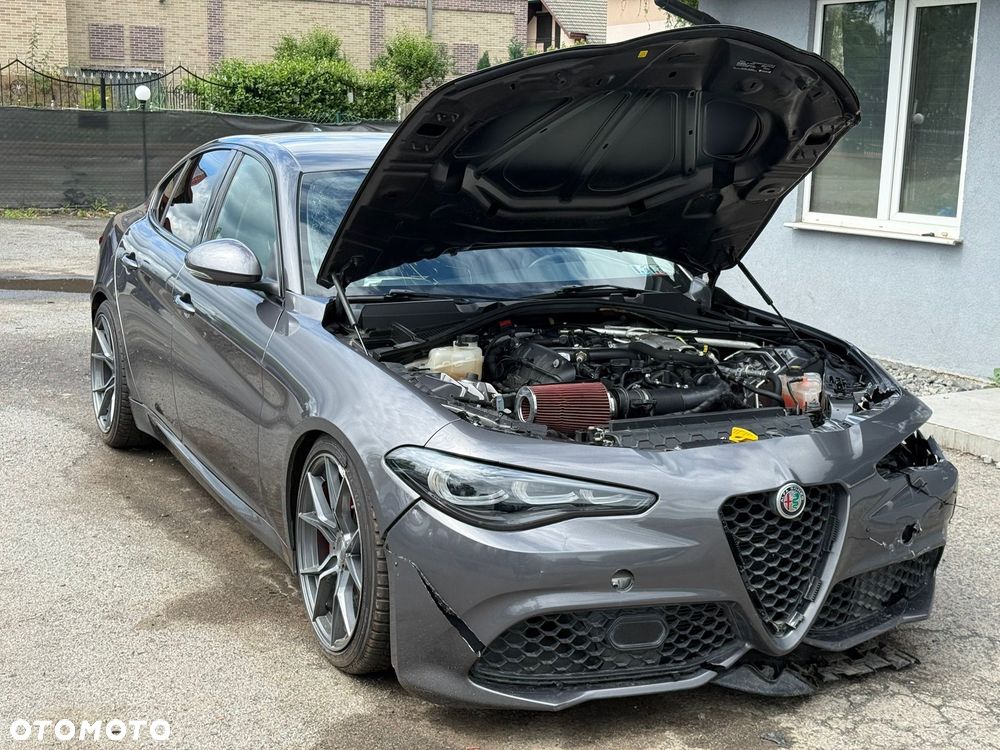 Alfa Romeo Giulia - 6