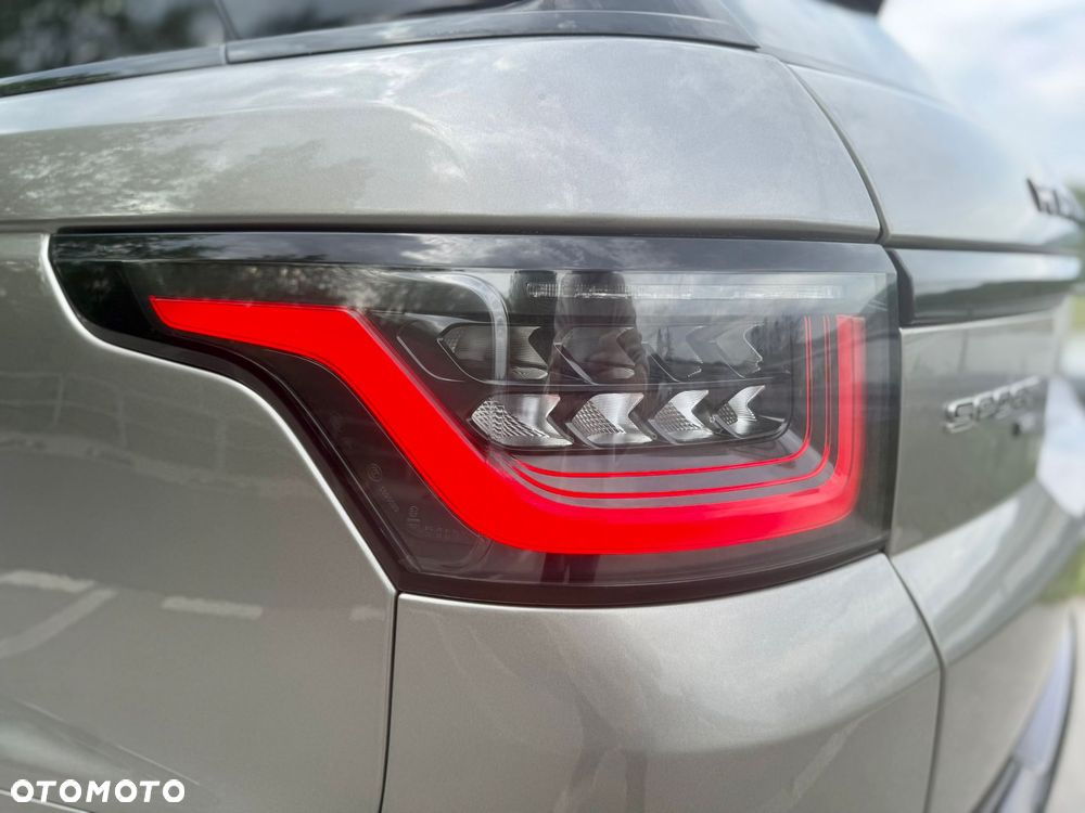 Land Rover Range Rover Sport - 11