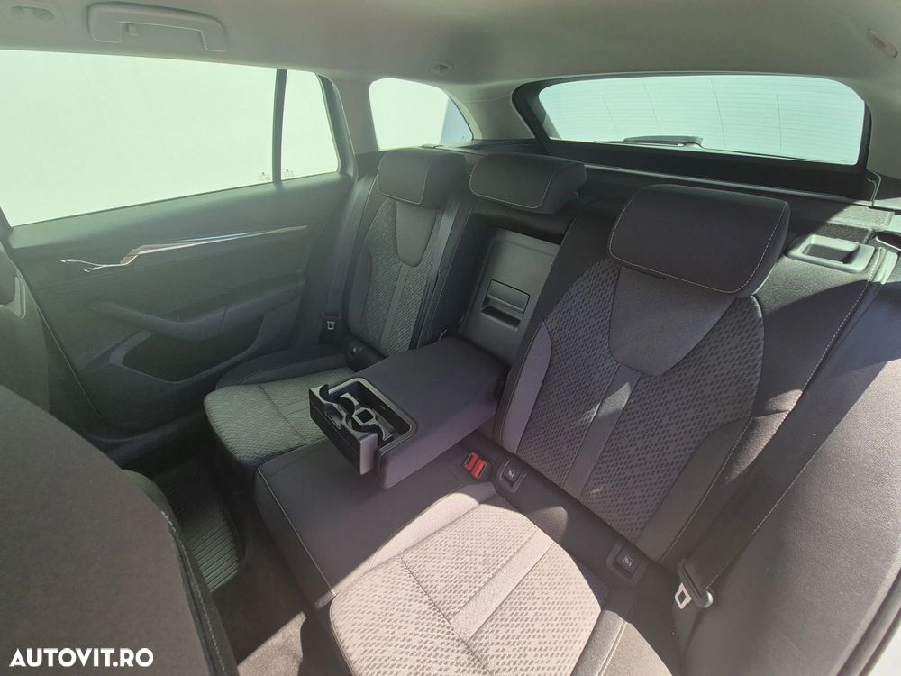 Skoda Octavia 2.0 TDI Style - 11
