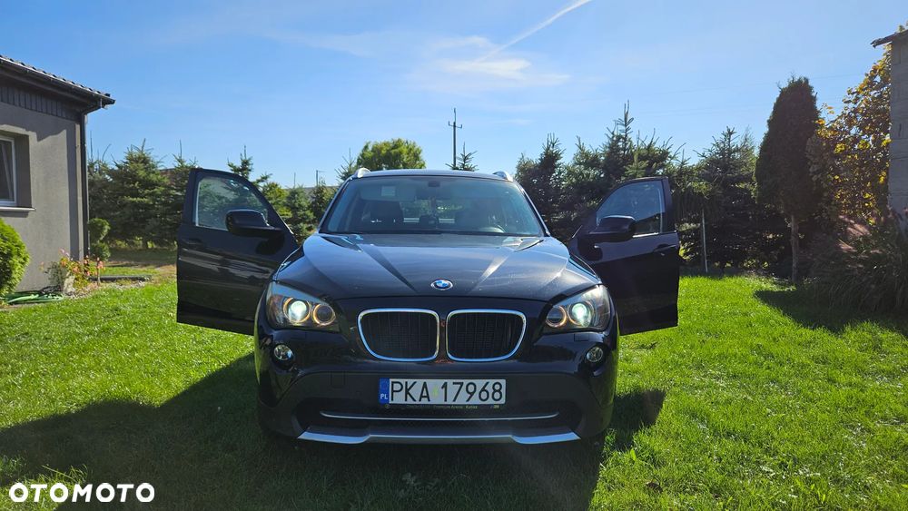 BMW X1 sDrive18i - 11