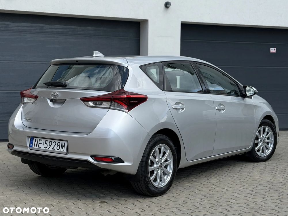 Toyota Auris - 20