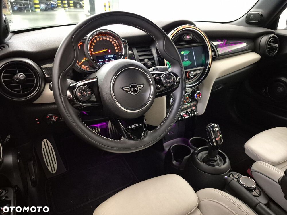 MINI Cooper - 11