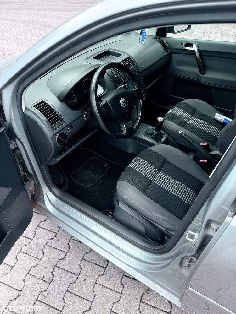 Volkswagen Polo - 5