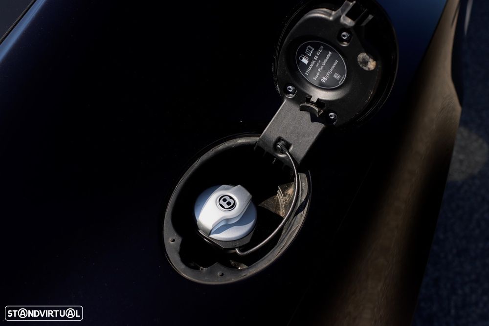 Bentley Continental V8 - 33