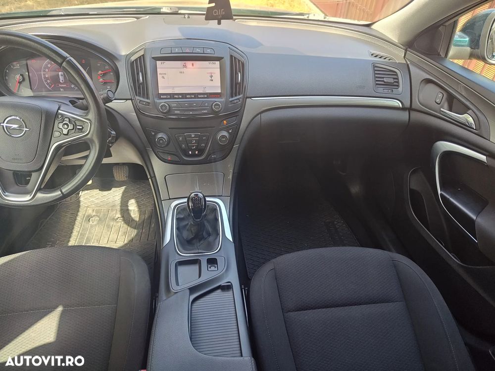 Opel Insignia 2.0 CDTI - 9