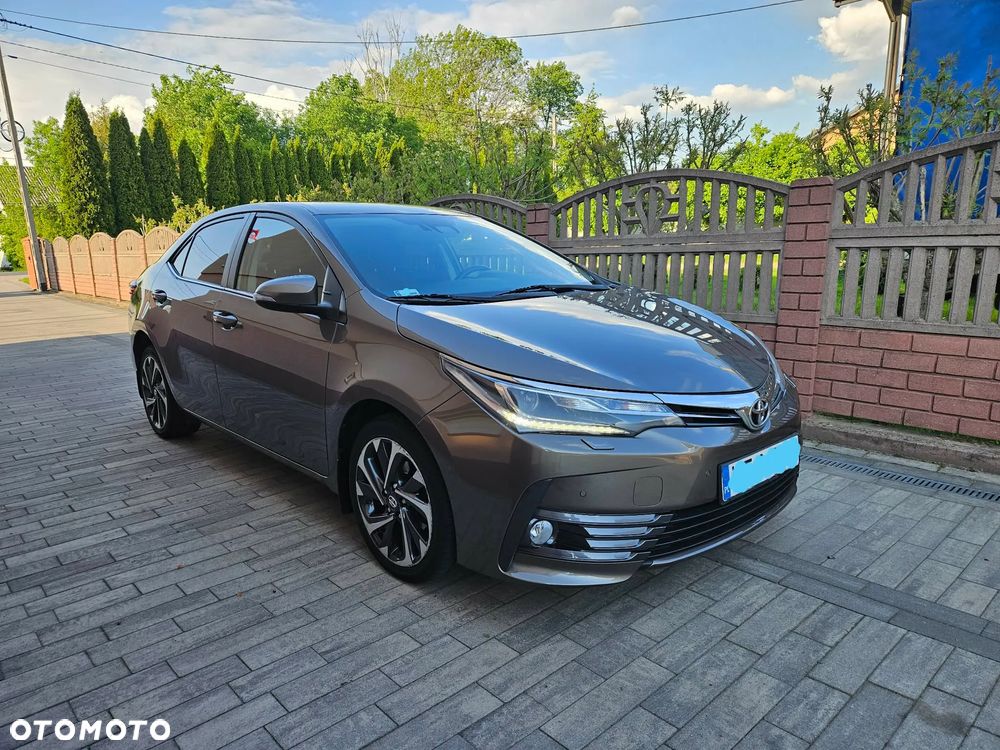 Toyota Corolla 1.6 Prestige MS EU6 - 1