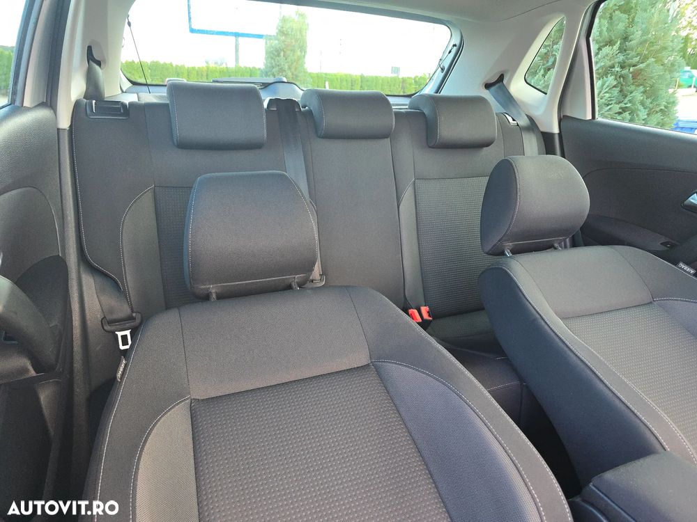 Volkswagen Polo - 11