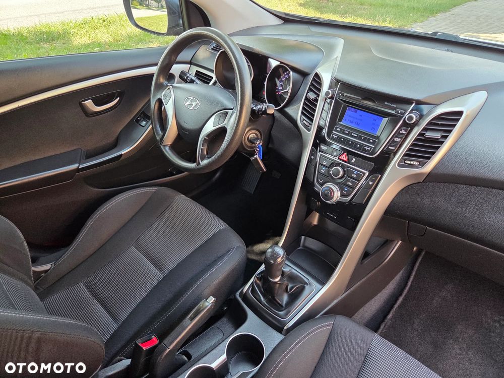 Hyundai i30 1.4 Classic - 10