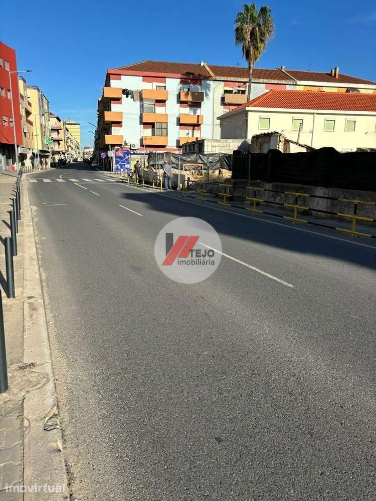 Arrenda I Parqueamento I 13 m2 I Alto Seixalinho - Grande imagem: 5/6