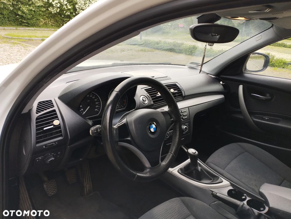BMW Seria 1 116d Urban Line - 9