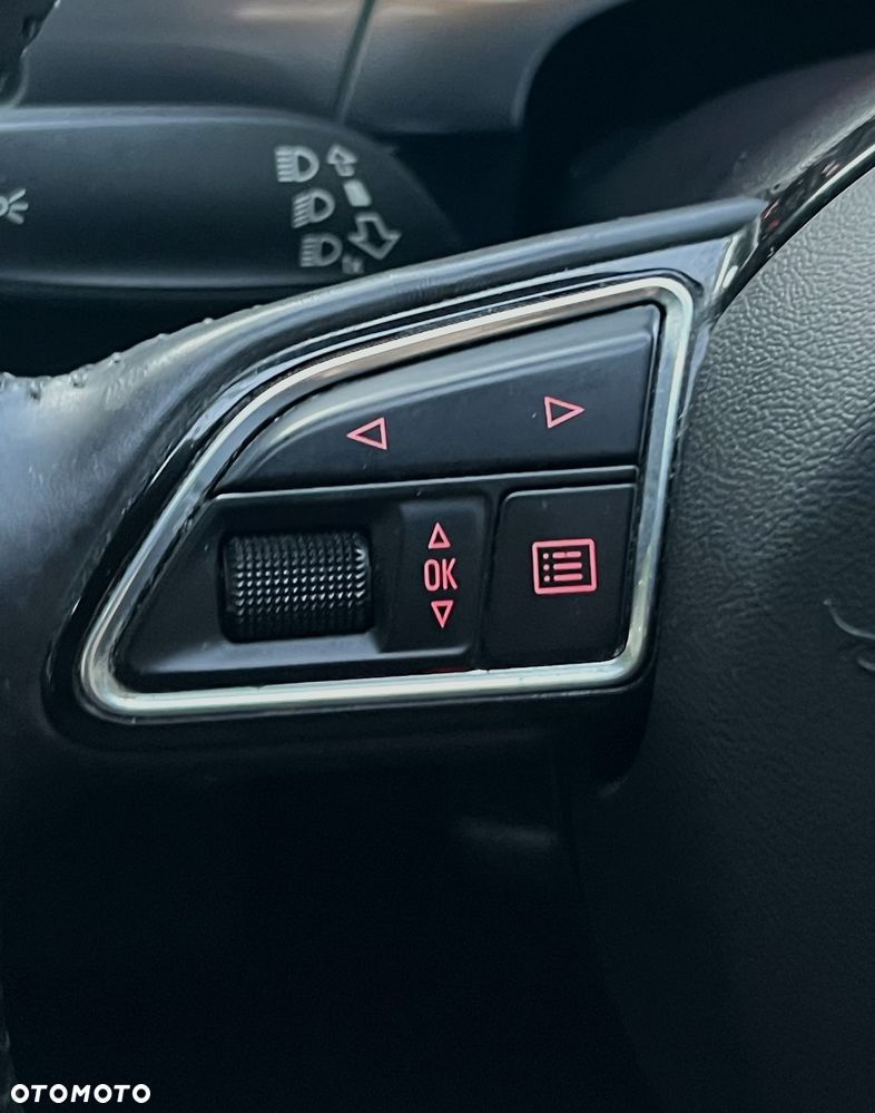 Audi A6 Avant 2.0 TDI ultra S tronic - 27
