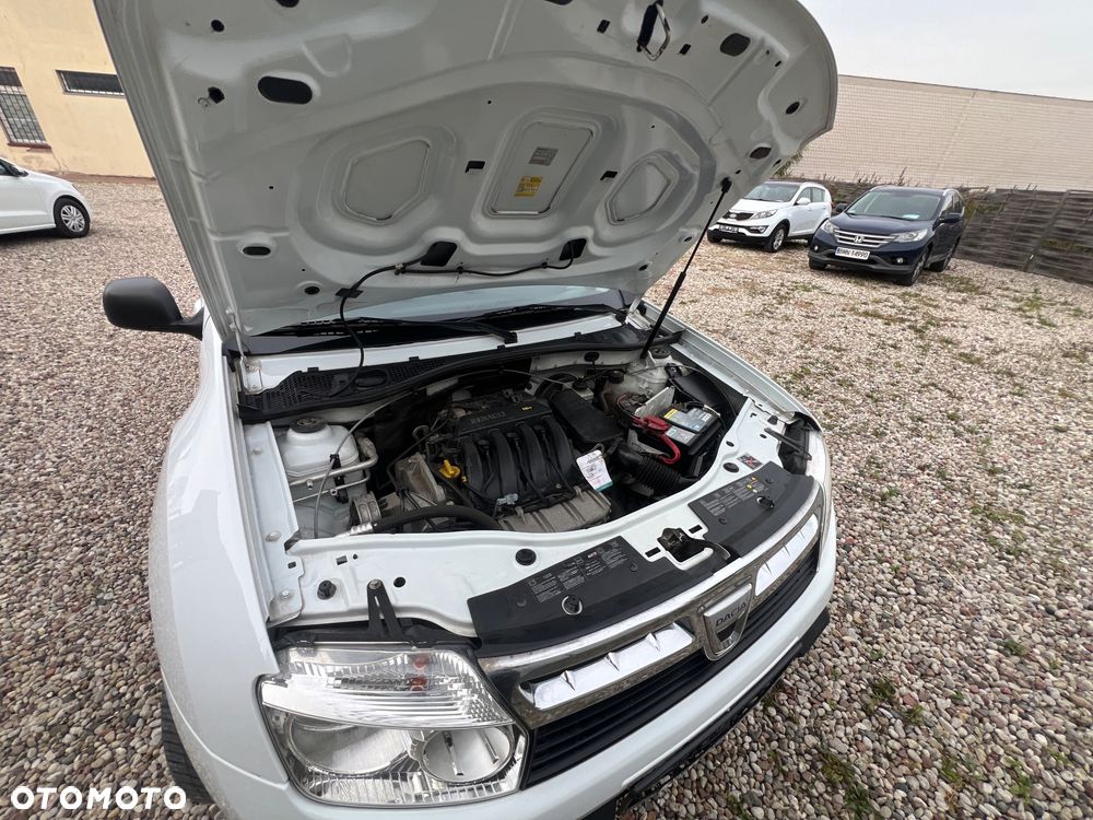 Dacia Duster 1.6 16V 4x2 Laureate - 25