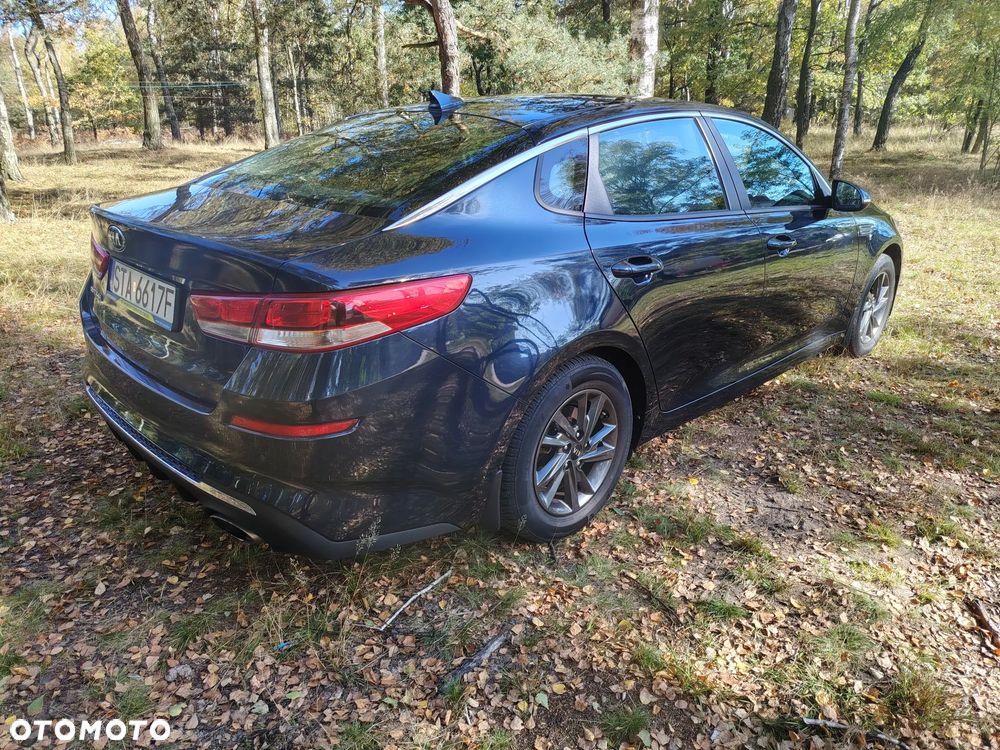 Kia Optima 2.0 L - 37