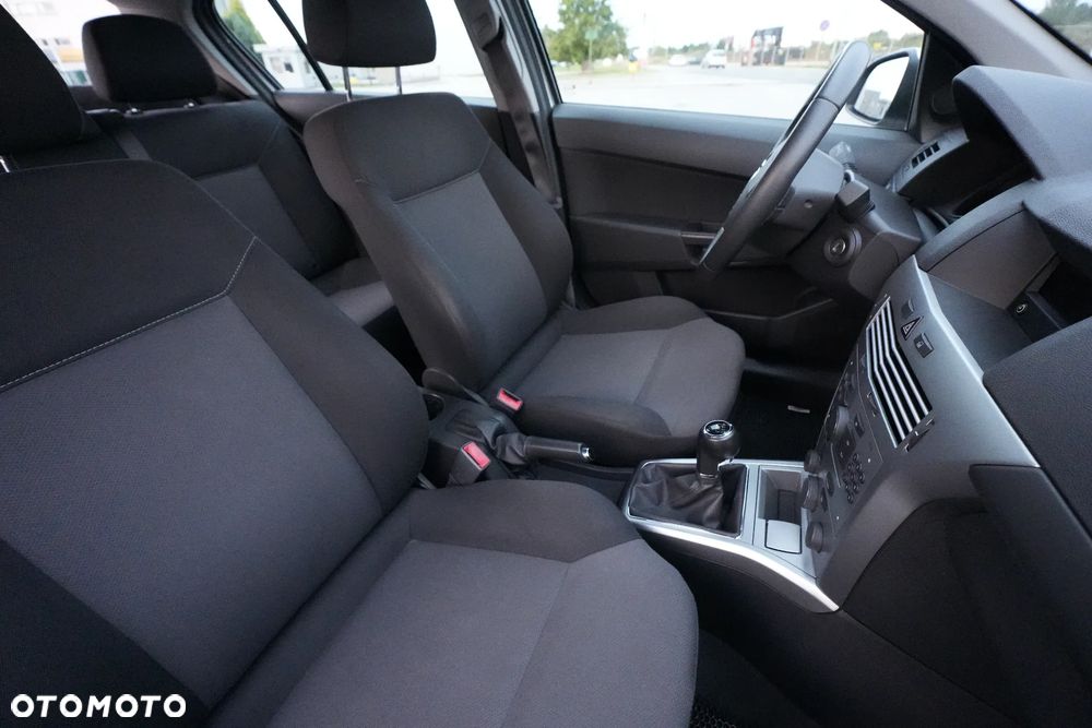 Opel Astra - 27