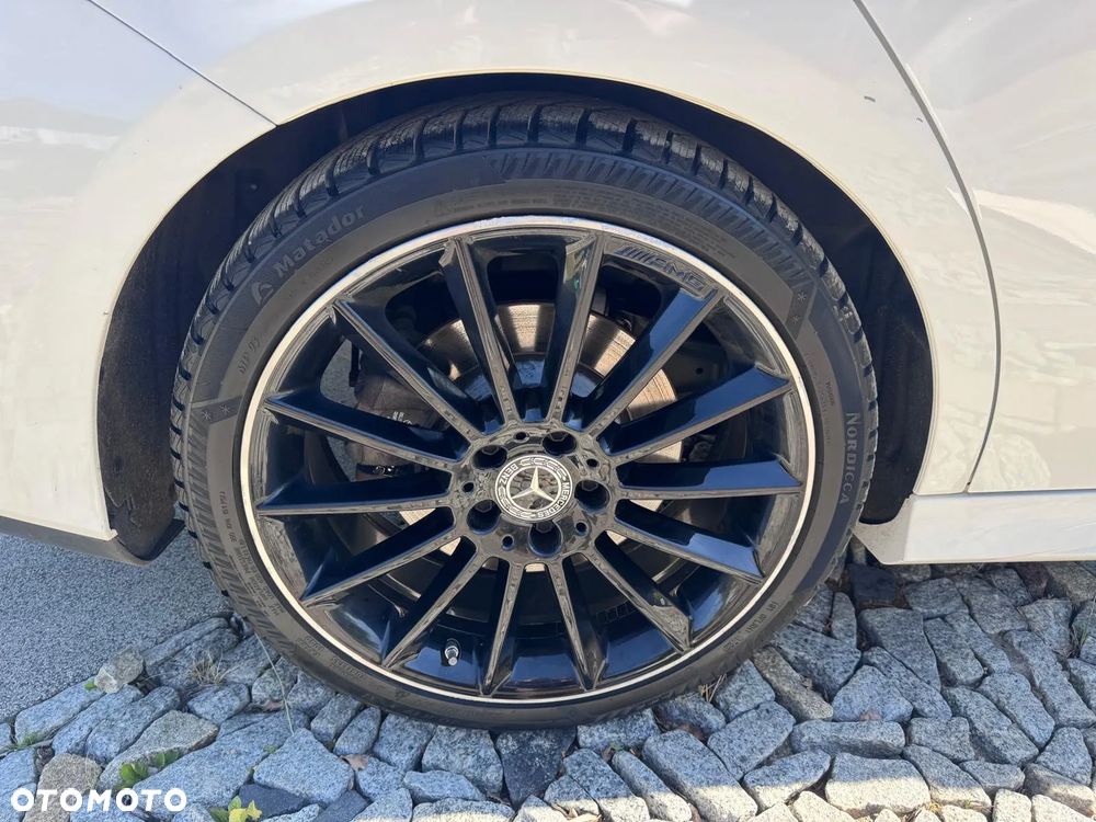 Mercedes-Benz CLA 250 AMG Line 7G-DCT - 16