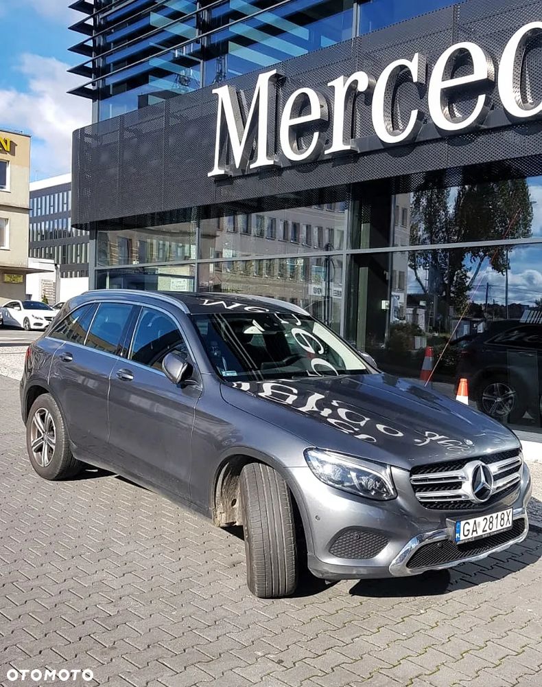 Mercedes-Benz GLC 250 4-Matic - 4