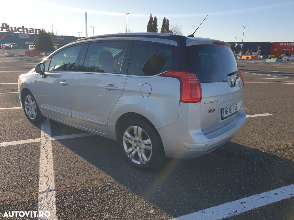 Peugeot 5008 1.6 HDI Confort Pack - 5