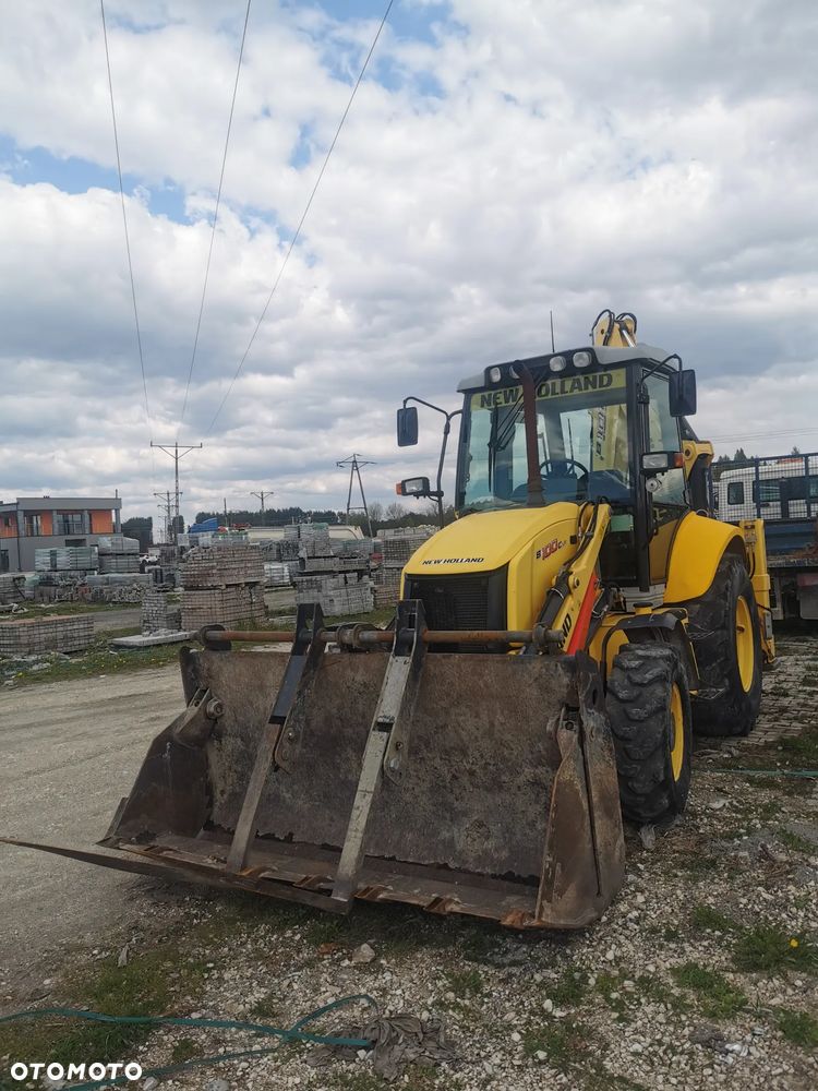 New Holland B100C - 2