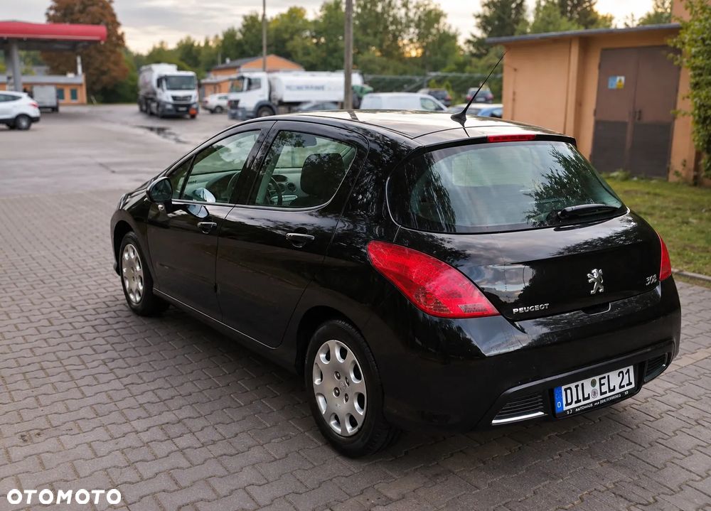 Peugeot 308 HDi FAP 110 EGS6 Platinum - 5