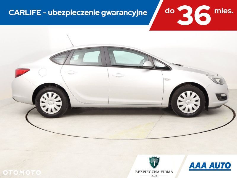 Opel Astra - 8