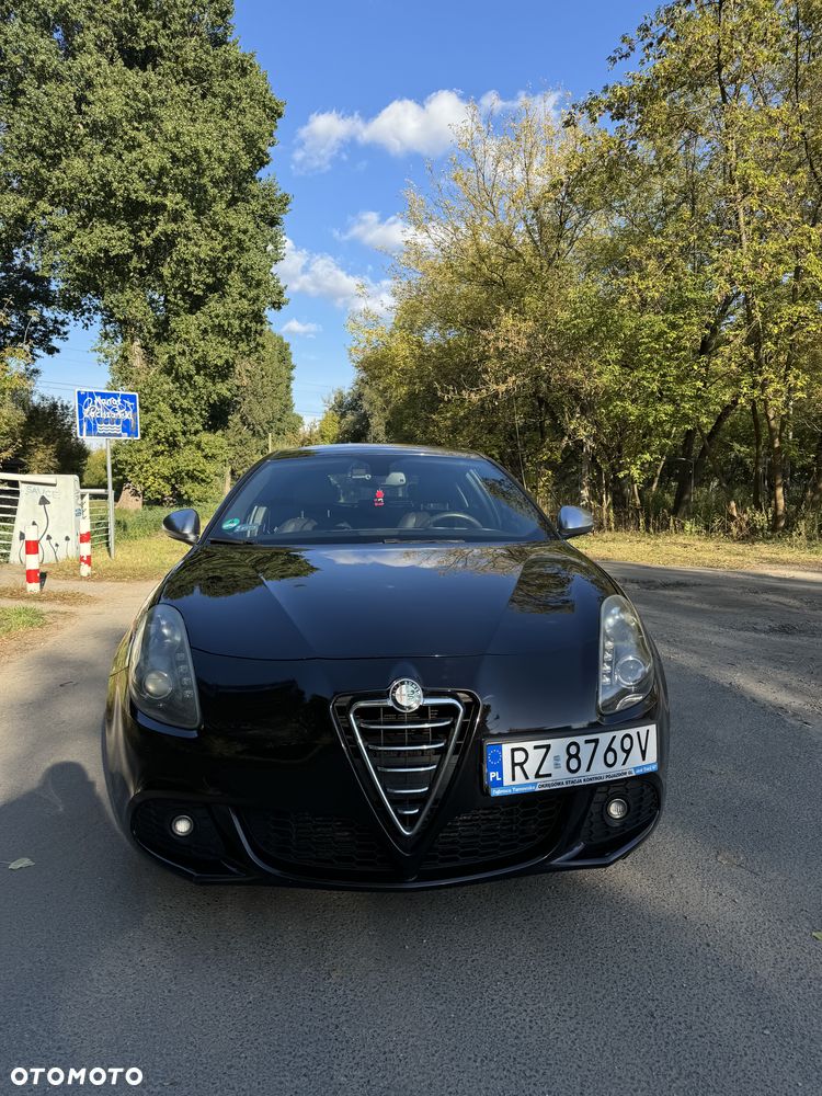 Alfa Romeo Giulietta - 2