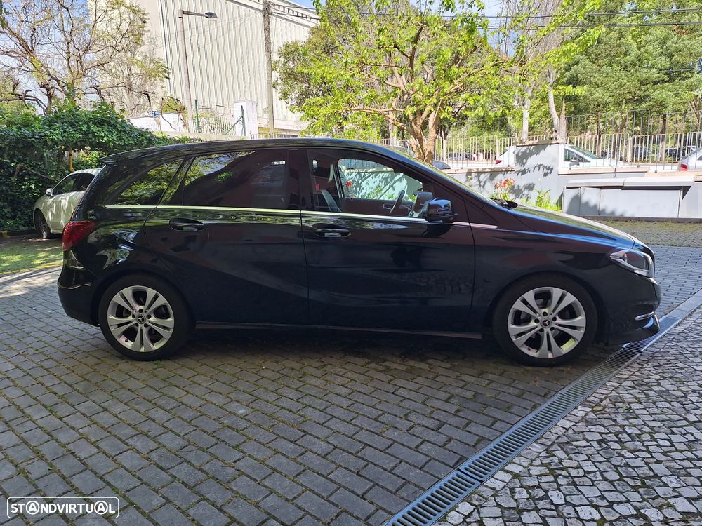 Mercedes-Benz B 180 d Style - 7