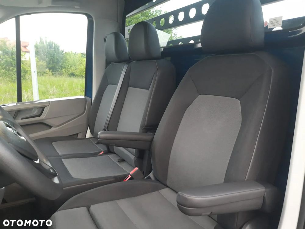 Volkswagen Crafter - 14