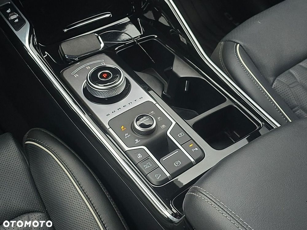 Kia Sorento - 15