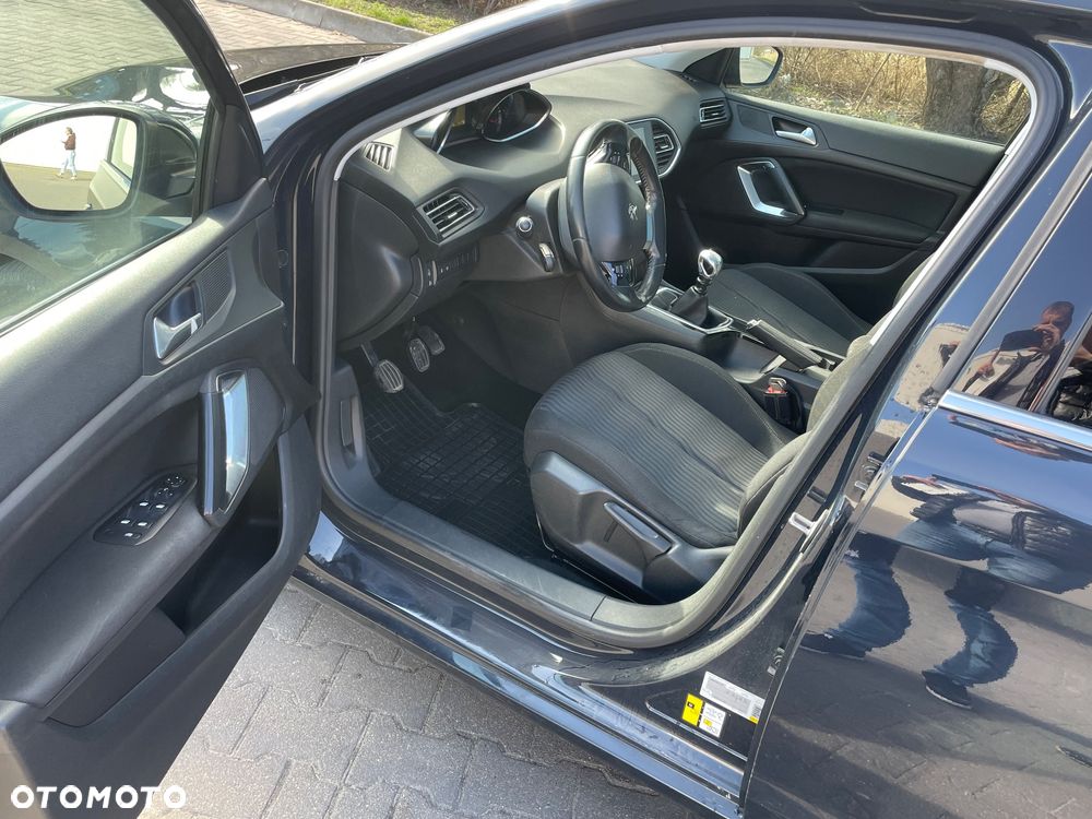 Peugeot 308 - 5