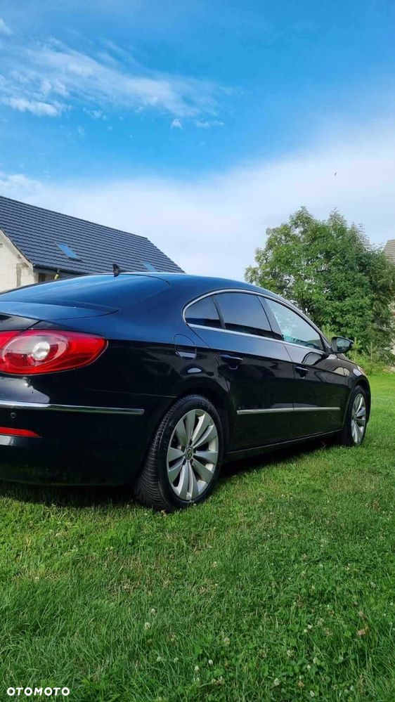 Volkswagen Passat CC - 1