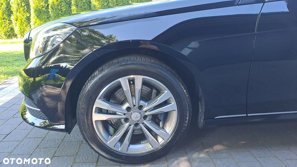 Mercedes-Benz Klasa E 250 Elegance - 12