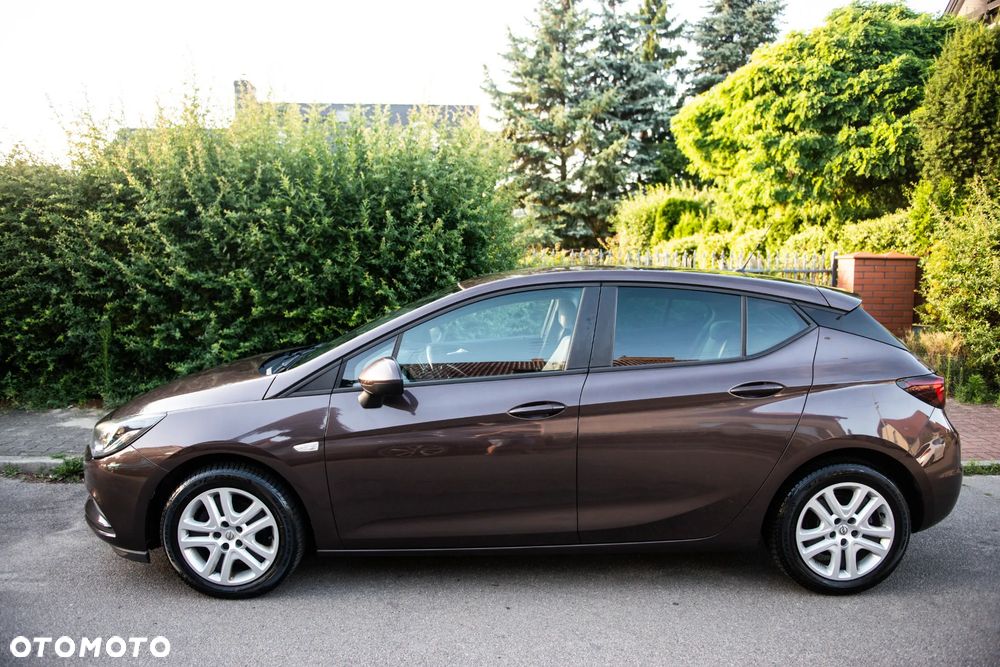 Opel Astra 1.4 Turbo Edition - 11