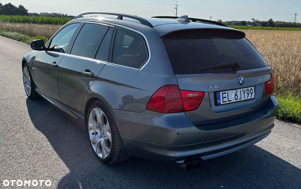 BMW Seria 3 325i xDrive - 4