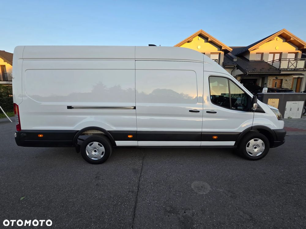 Ford Transit L4 RWD Trend - 6