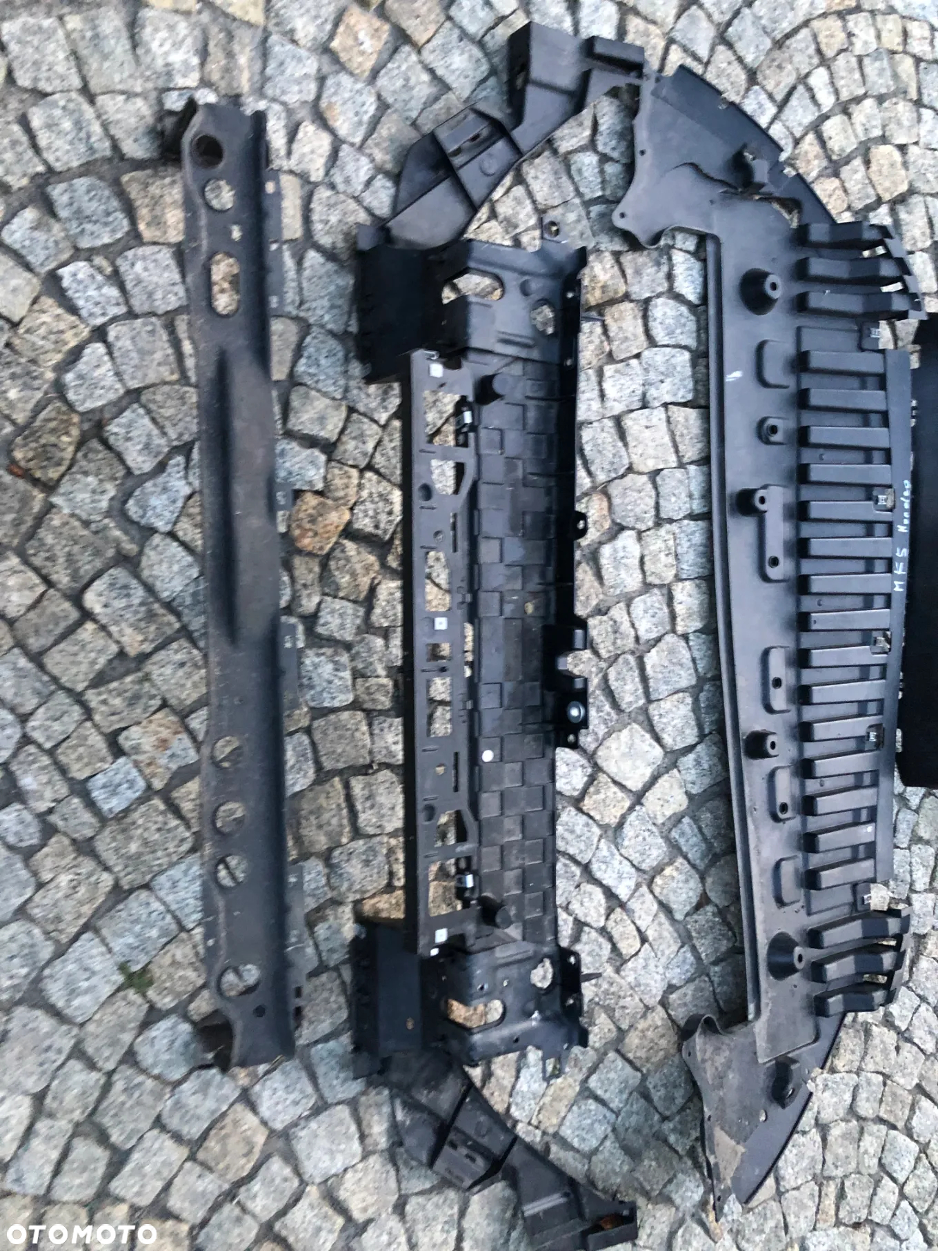 MONDEO MK5 MASKA GRILL PAS ZALUZJA INNE - 12